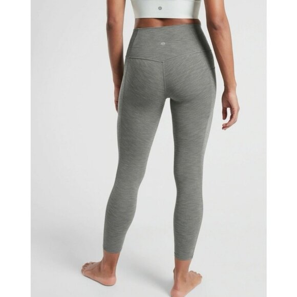 Athleta Salutation Stash 7/8 Tight Leggings Green Heather Powervita EUC Size M - Picture 5 of 7